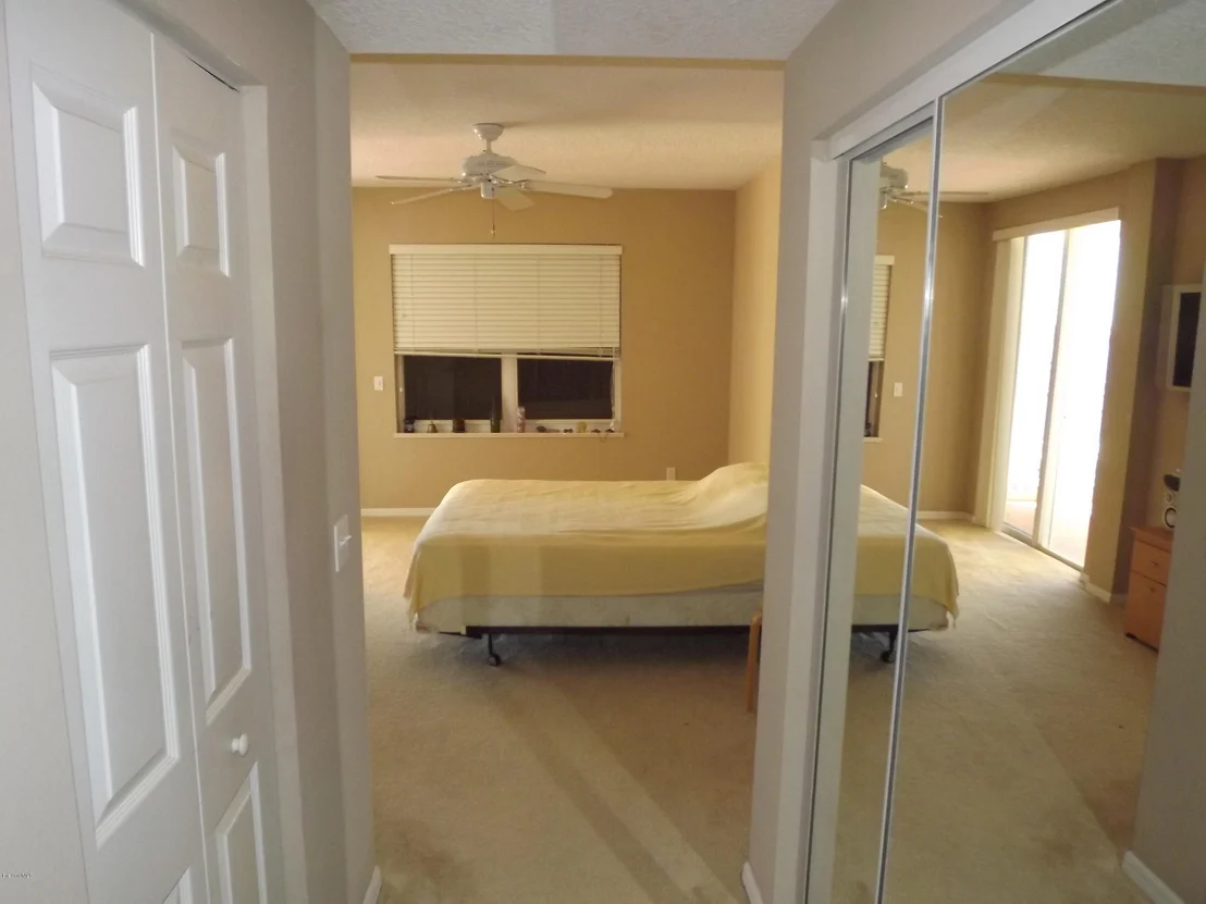 Photo of Unit 404 at 102 Riverside Drive
