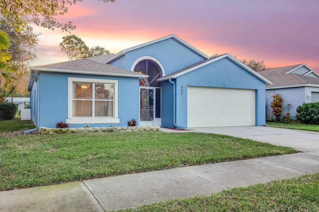 Photo of 867 Villa Drive