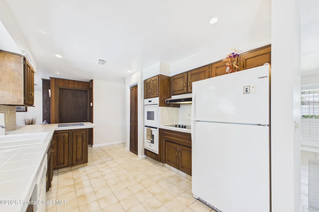Photo of 215 Sand Pine Road