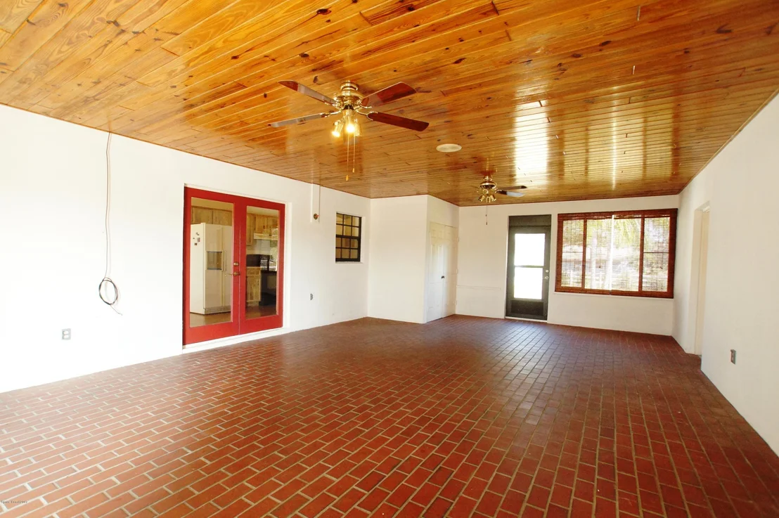 Photo of 515 Hall Road