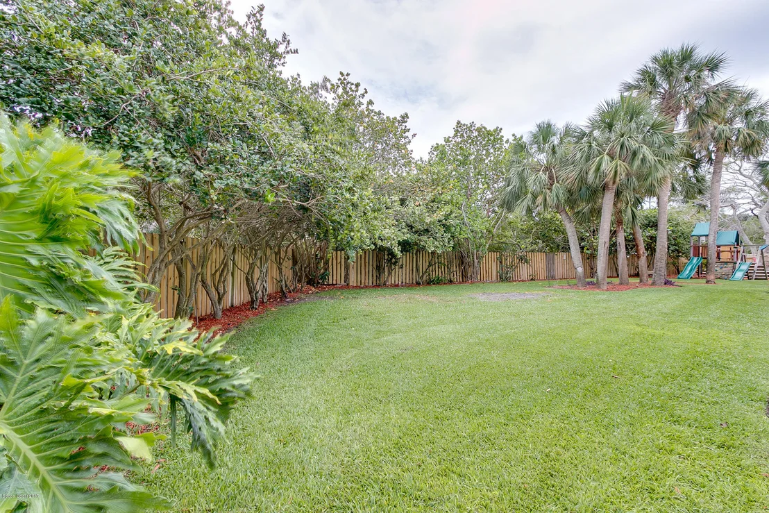 Photo of 1851 Tallpine Road