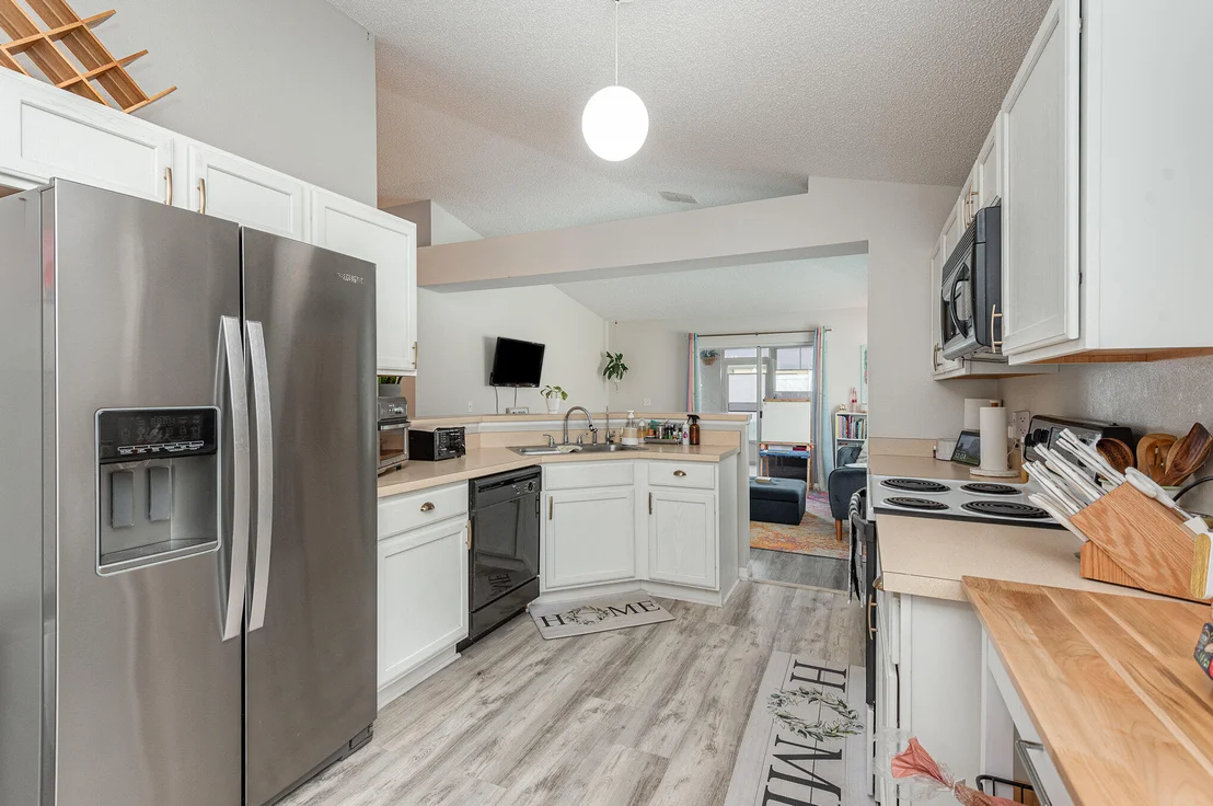 Photo of 1167 White Oak Circle