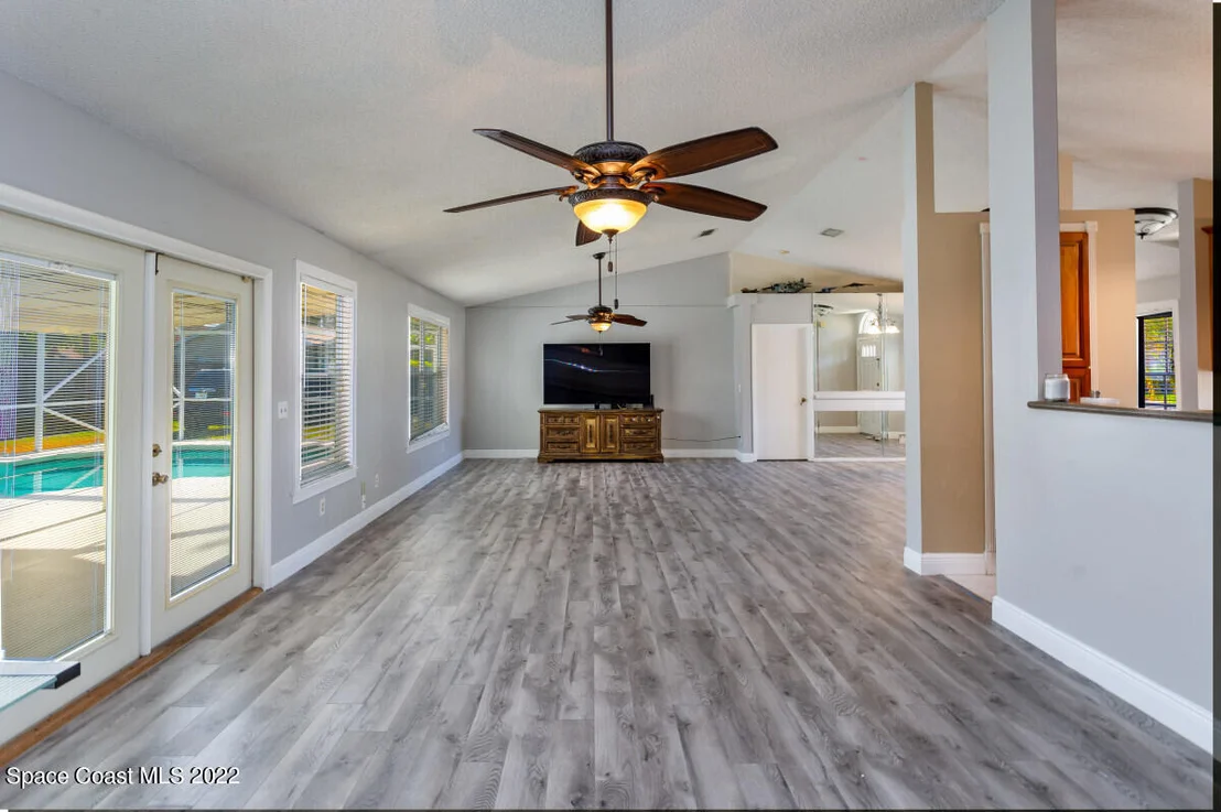 Photo of 2575 Bent Pine Street