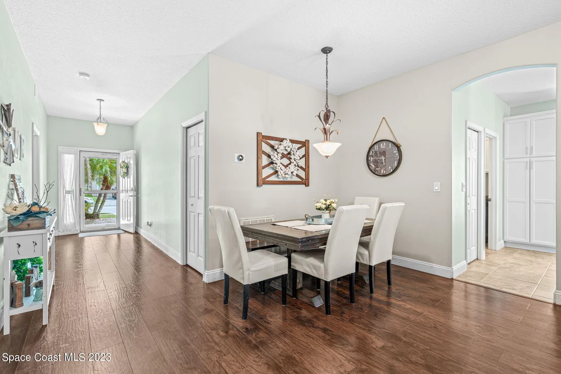 Photo of 5916 Indigo Crossing Drive