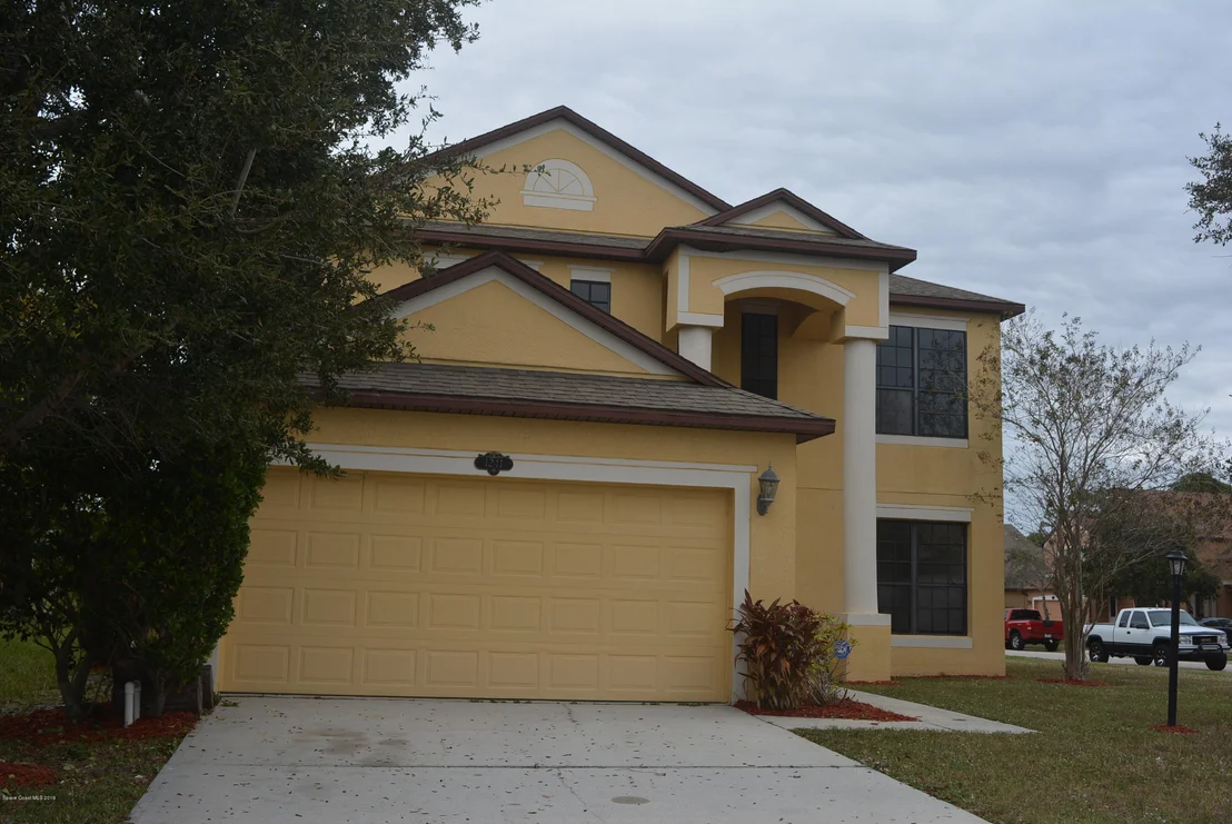 Photo of 1241 Bolle Circle