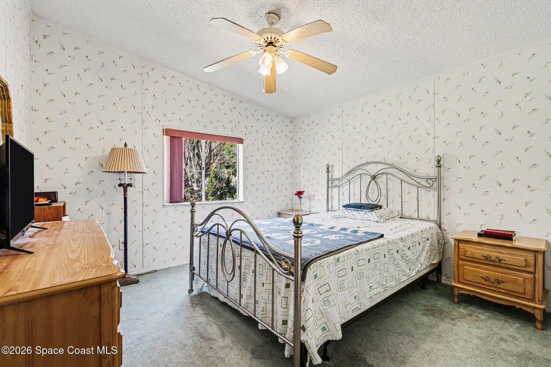 Photo of 210 Kiwi Drive
