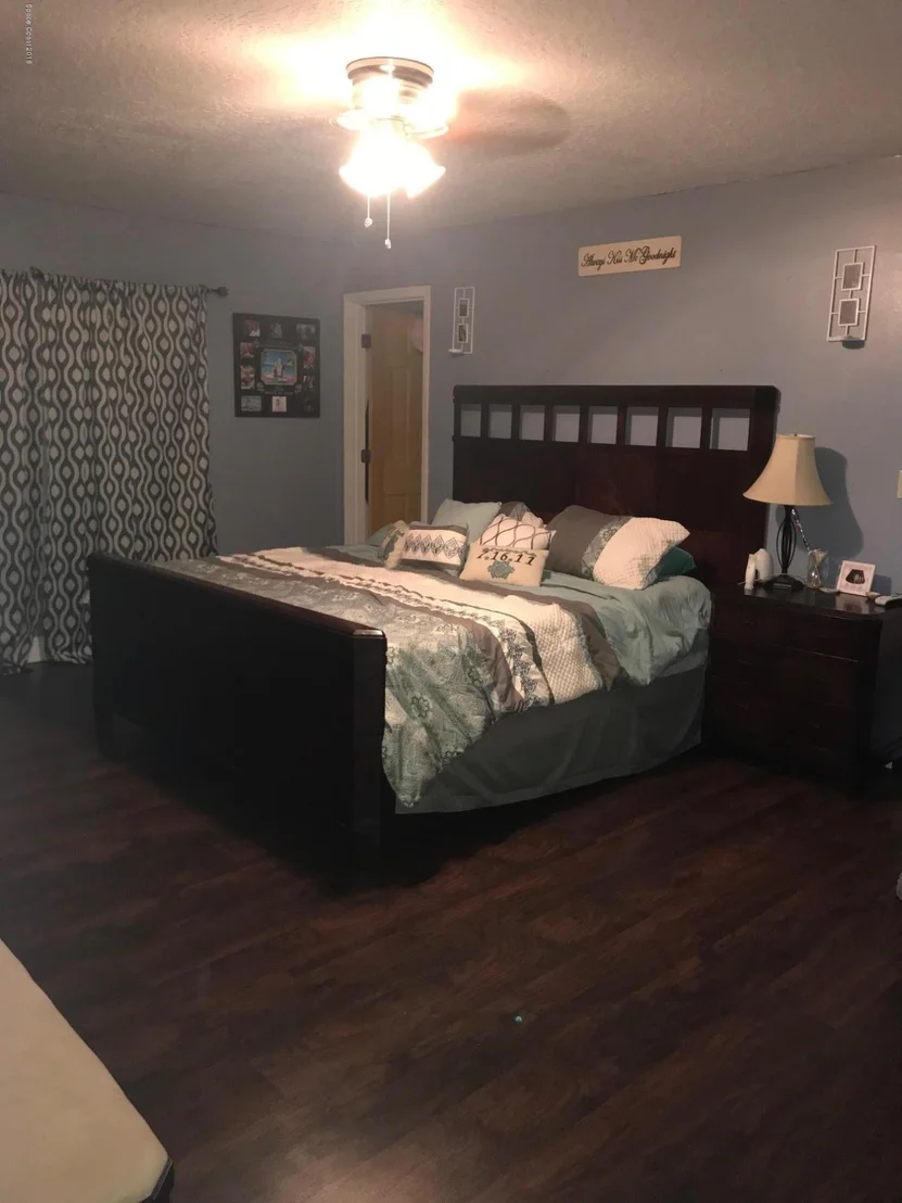Photo of 5123 Carrick Road