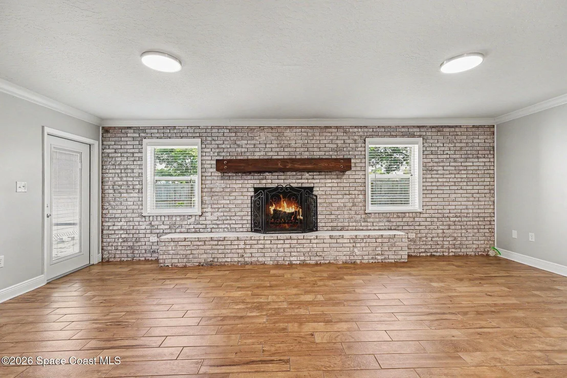 Photo of 990 Demaret Drive