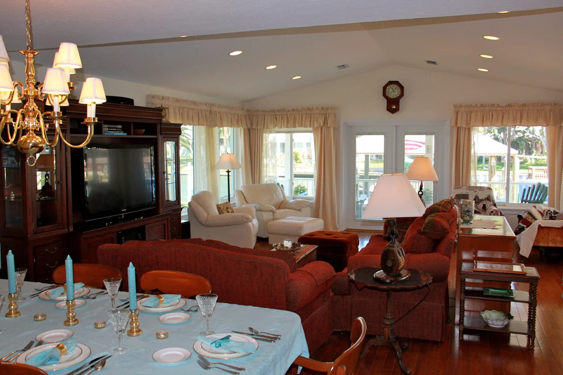 Photo of 452 Angelo Lane