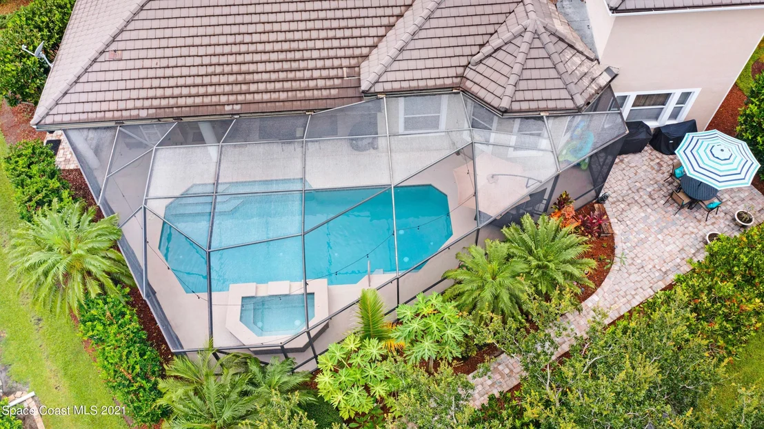 Photo of 687 Nicklaus Drive
