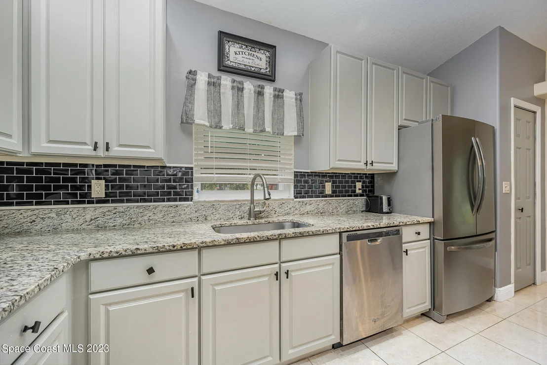 Photo of 2181 Stratford Pointe Drive