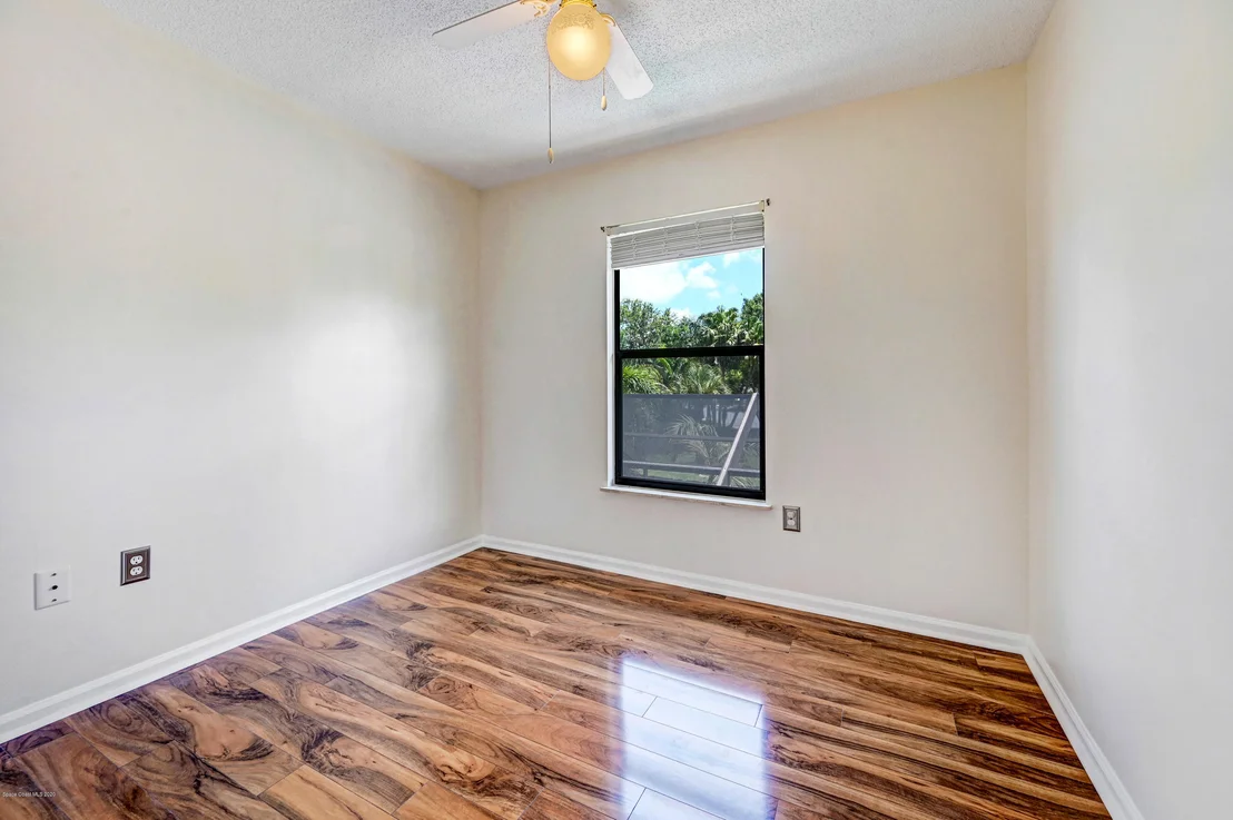 Photo of 1250 Walnut Grove Way