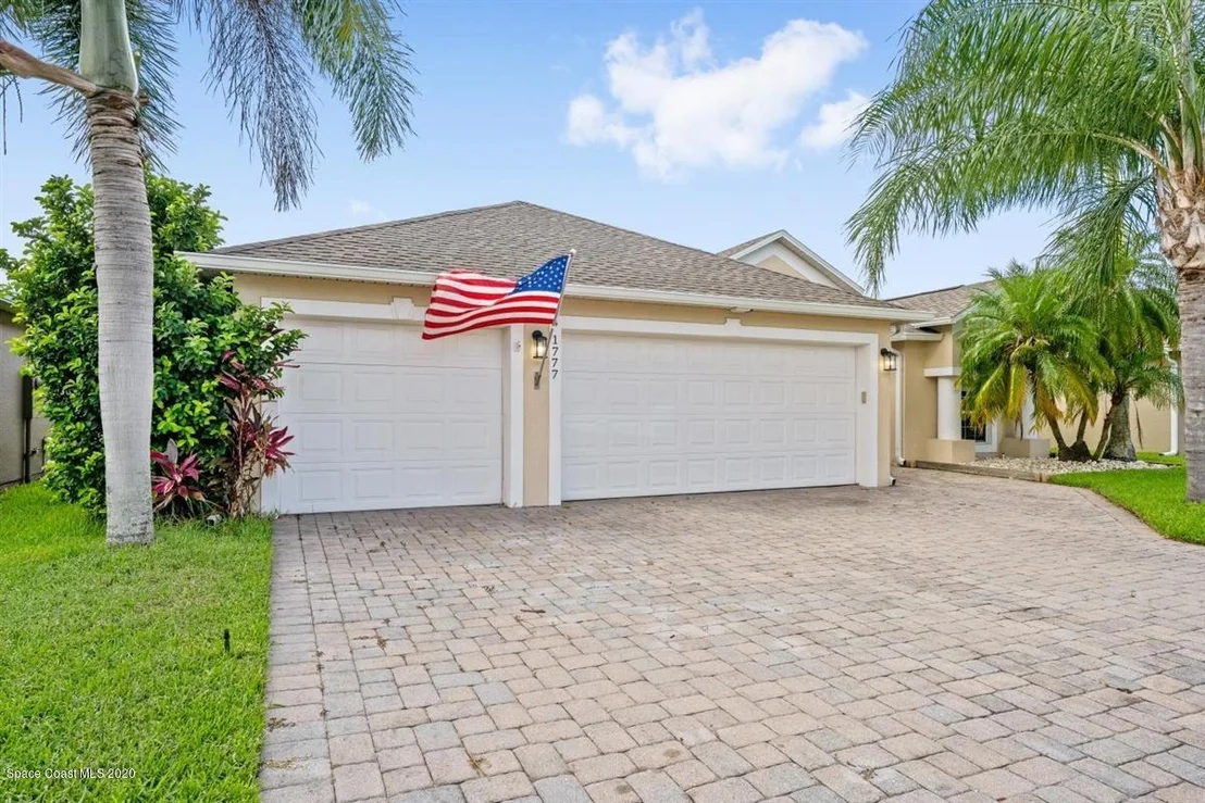 Photo of 1777 Auburn Lakes Drive