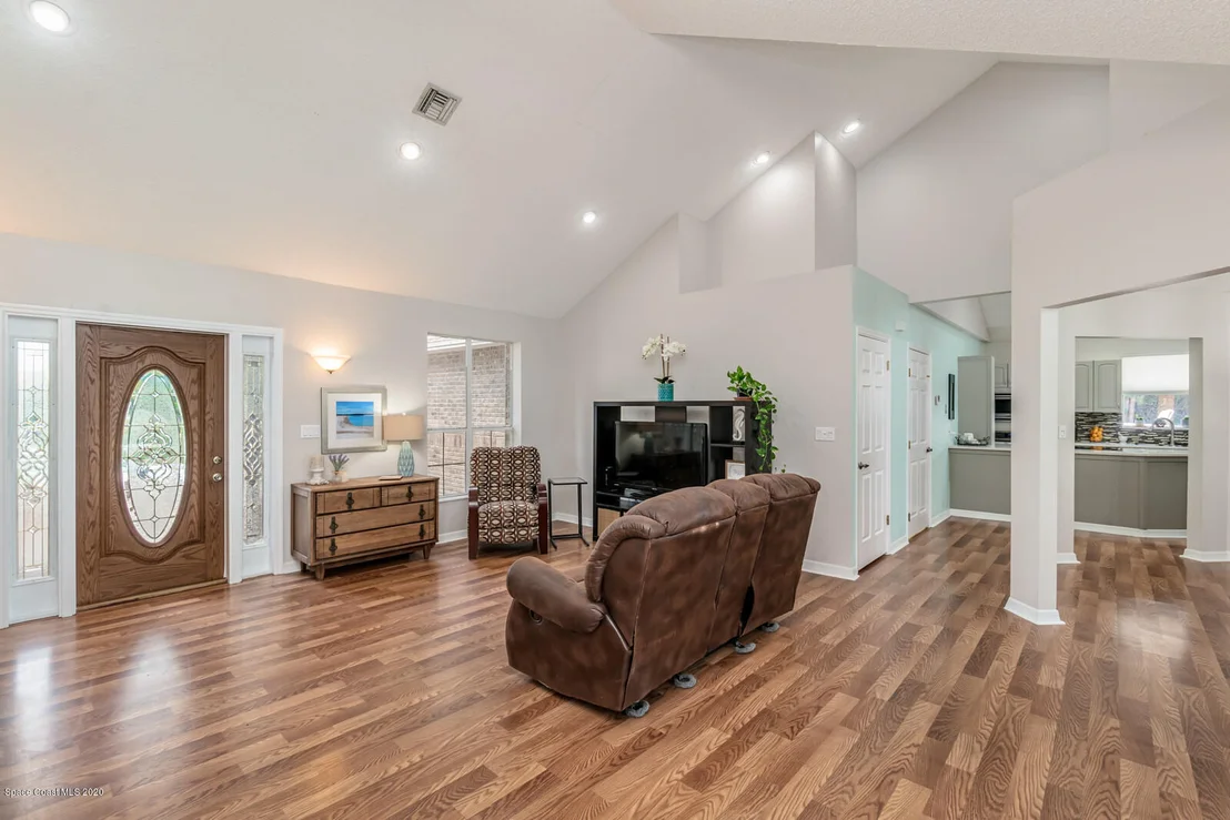 Photo of 4935 Shade Tree Street