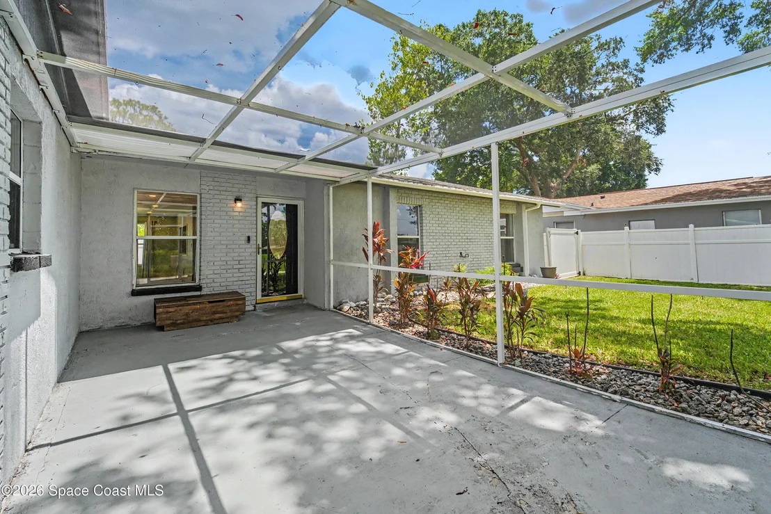 Photo of 1012 Fairway Lane