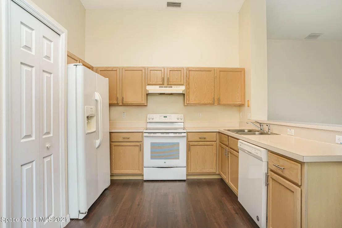 Photo of 1528 Bronco Drive