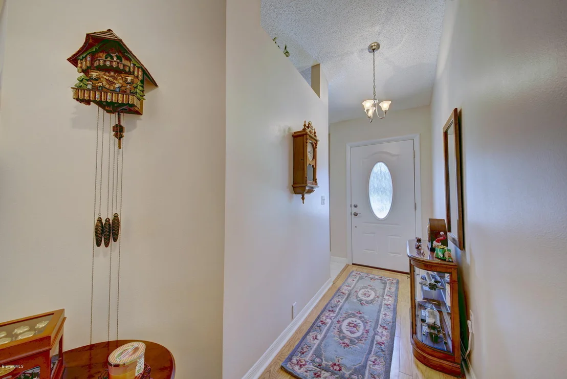 Photo of 1057 Jacaranda Circle