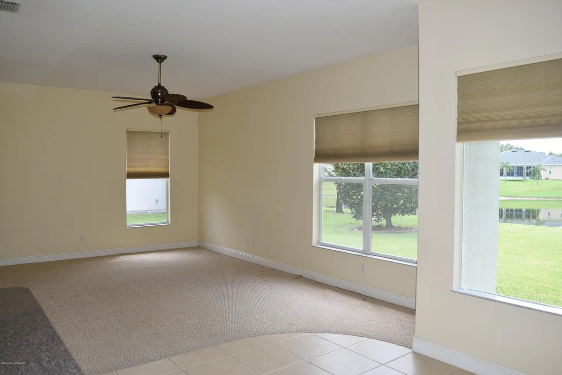 Photo of 131 Ridgemont Circle SE