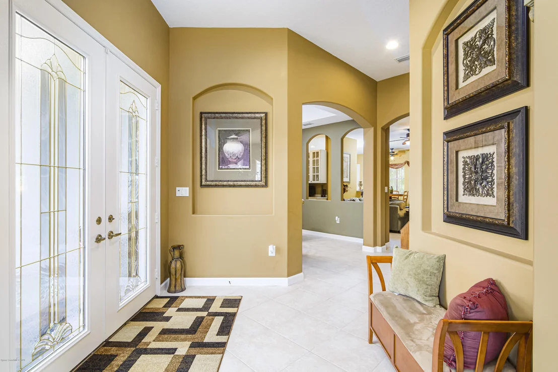 Photo of 331 Gardendale Circle SE