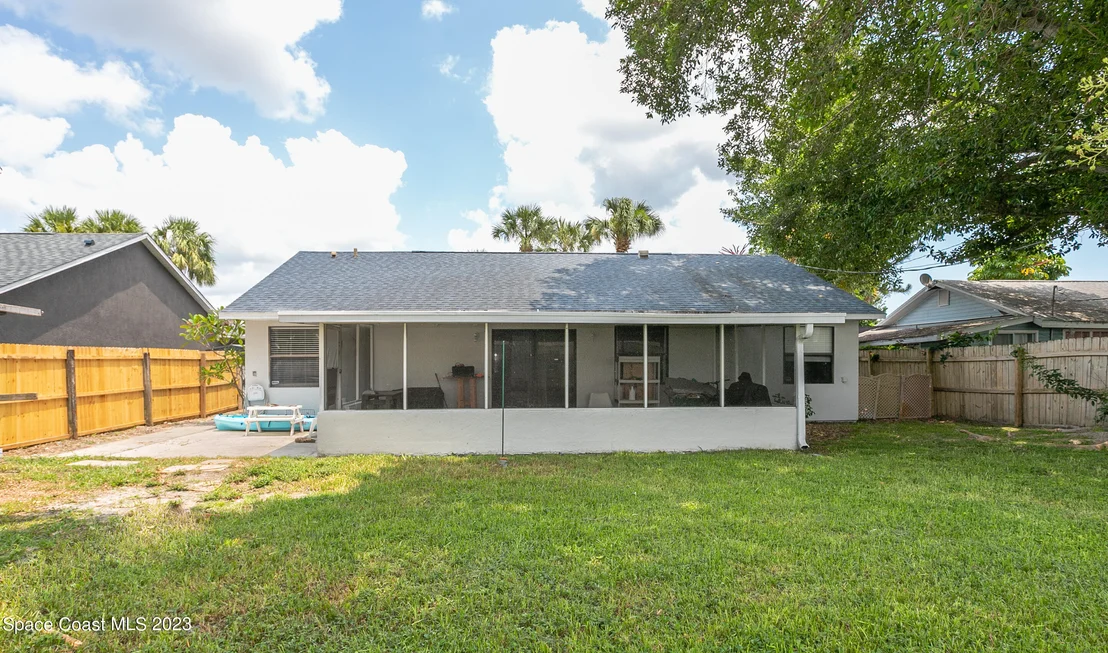 Photo of 1679 Palm Ridge Road