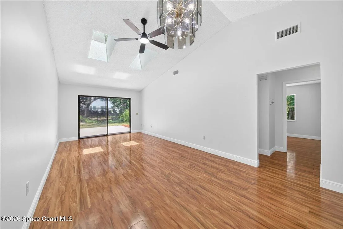 Photo of 3000 Winchester Drive