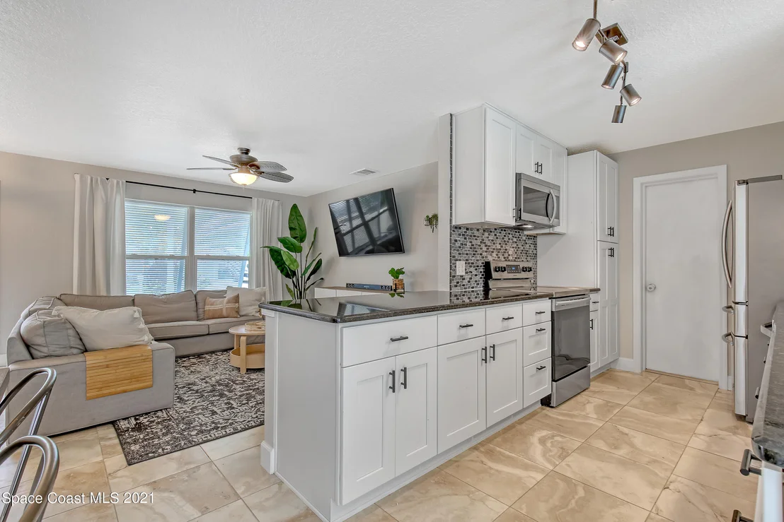 Photo of 325 Jupiter Drive