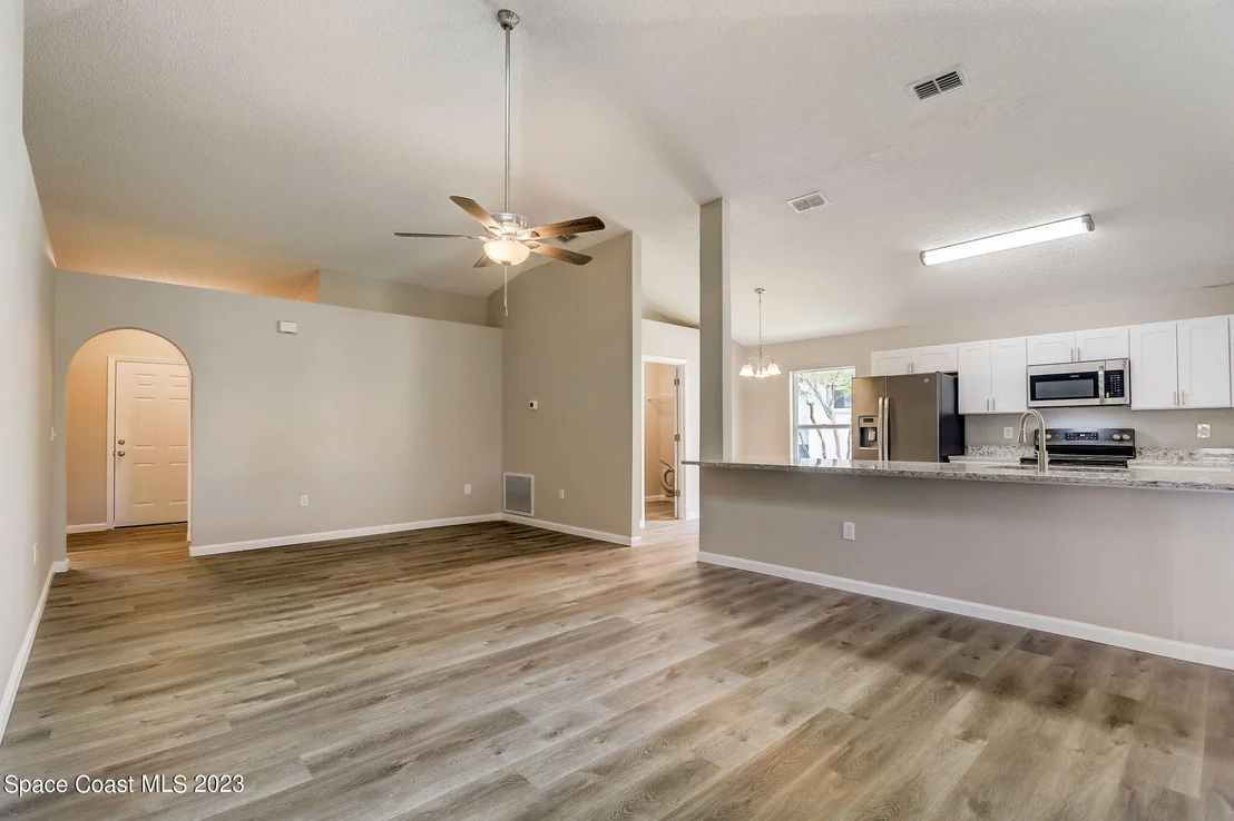 Photo of 520 Wickham Lakes Drive