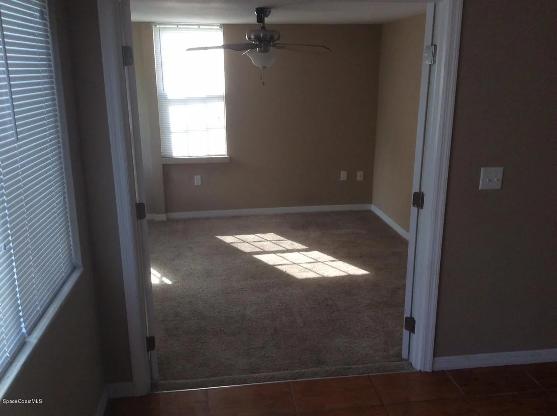 Photo of 1359 Carr Circle NE