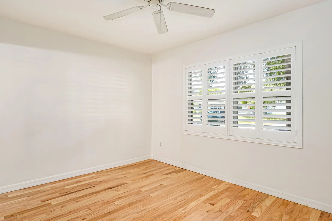 Photo of 407 Par Avenue
