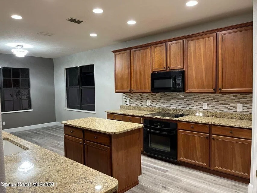 Photo of 1150 Talon Way
