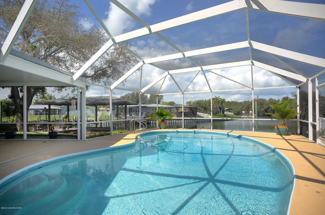 Photo of 448 Sparrow Drive