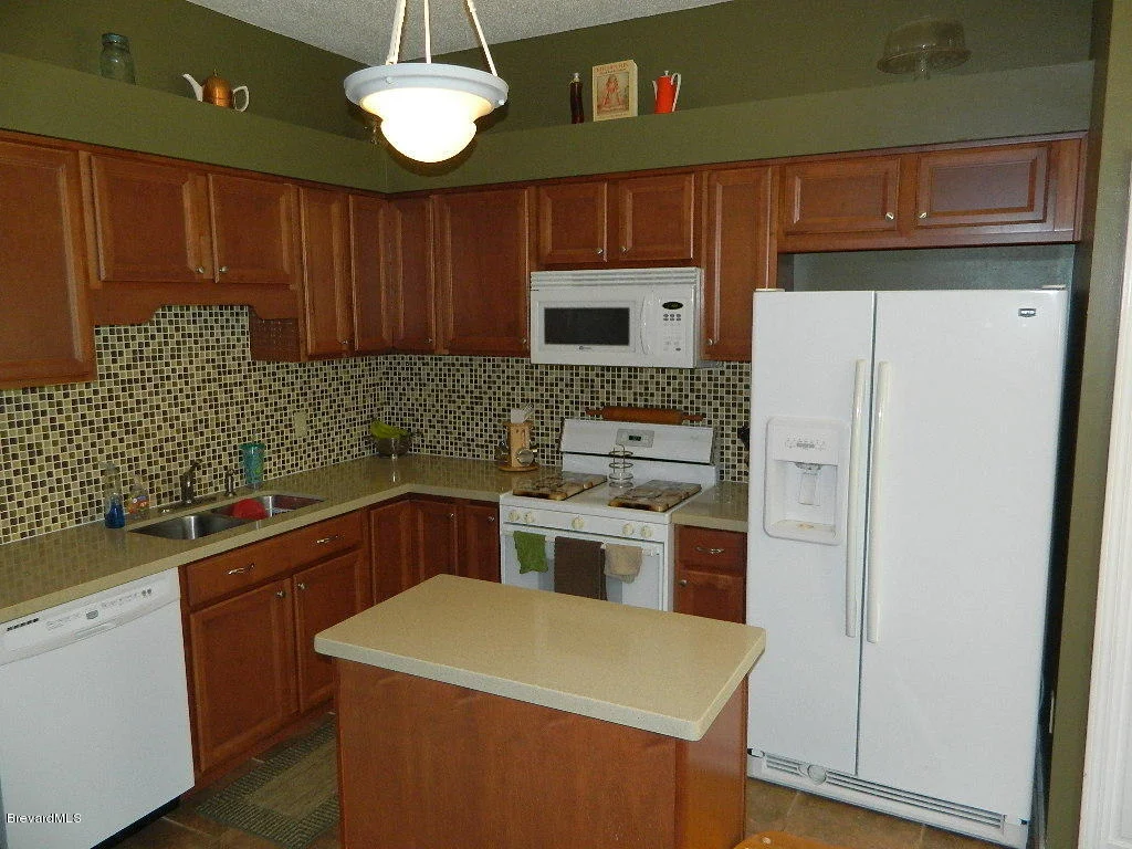 Photo of 1242 Walnut Grove Way