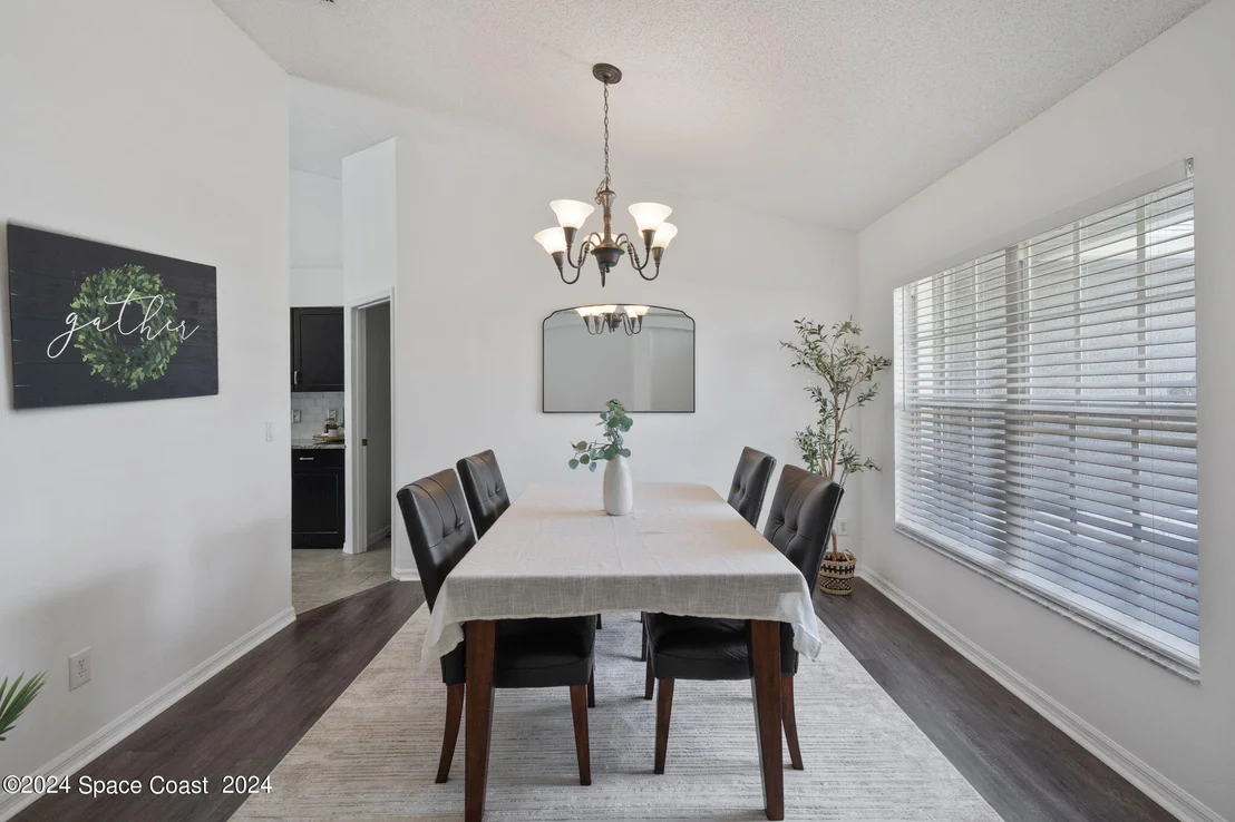 Photo of 1049 Jacaranda Circle