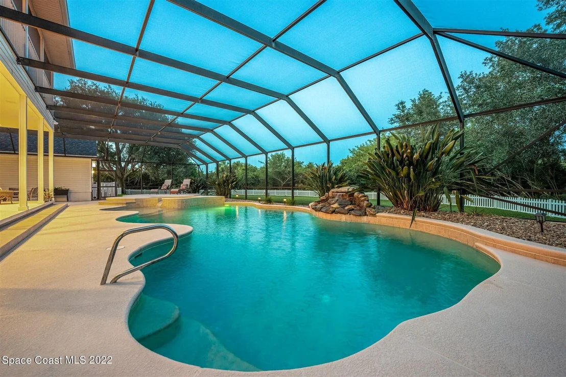 Photo of 4161 Mockingbird Drive
