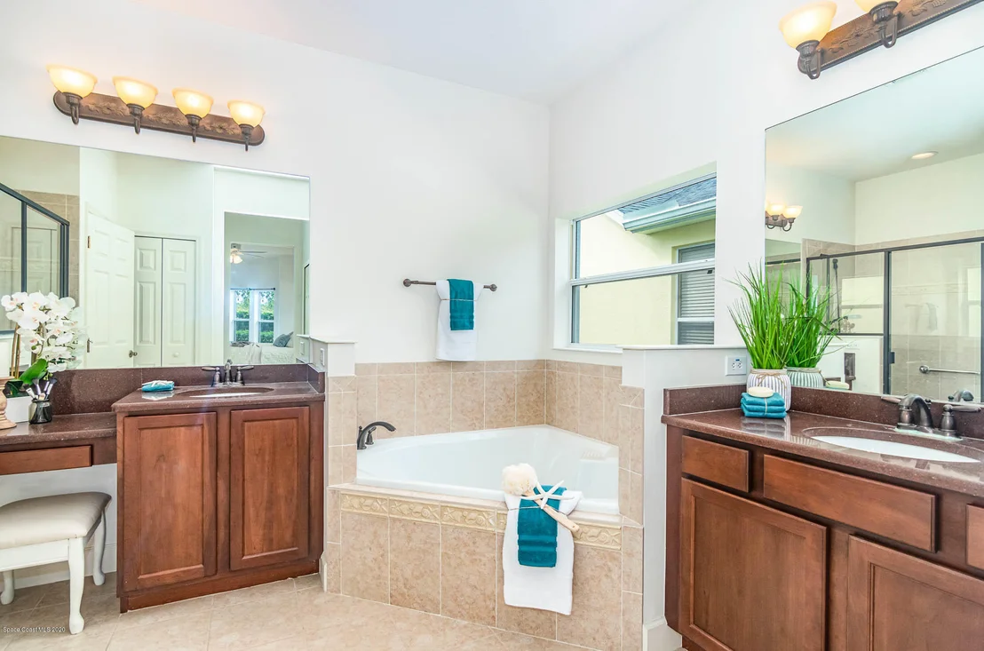 Photo of 6971 Abbeyville Road