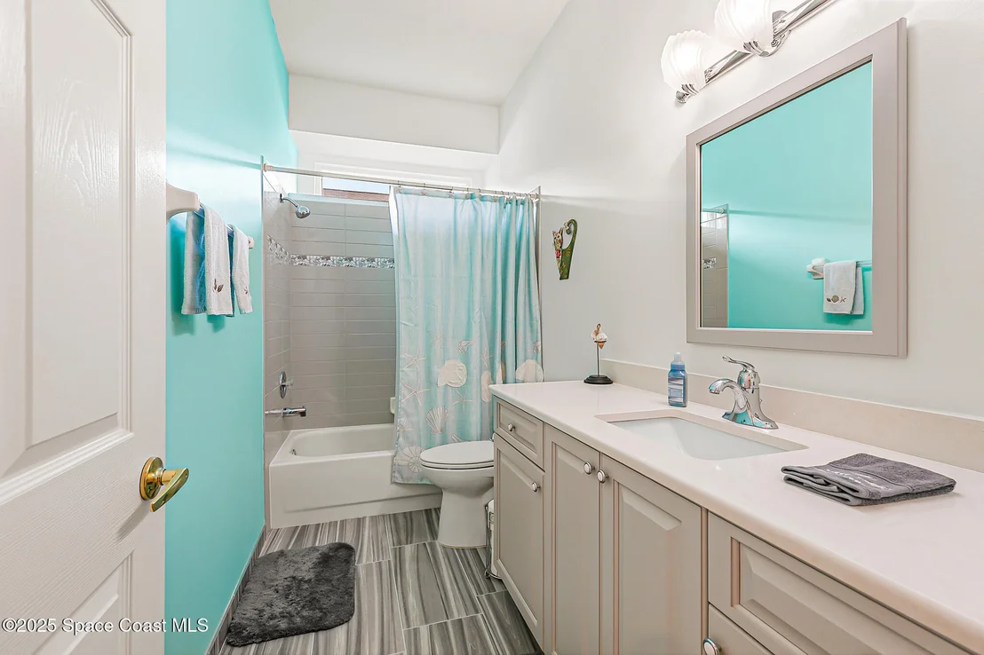 Photo of 2596 Addington Circle