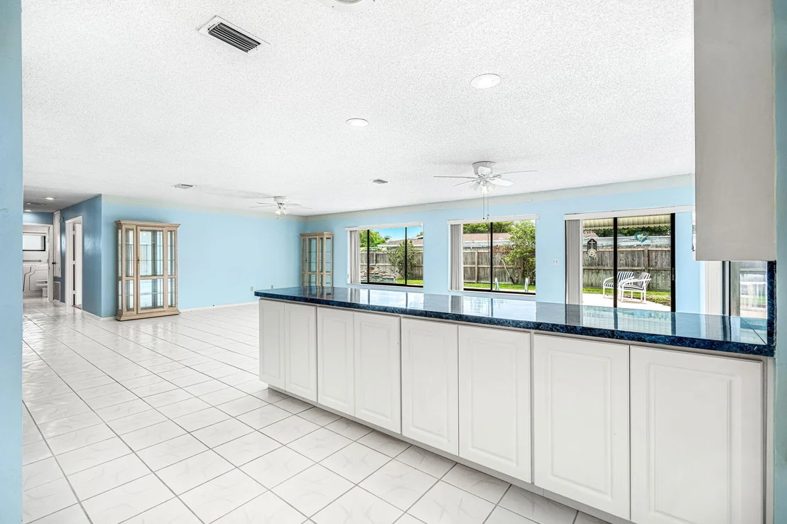 Photo of 400 Port Malabar Boulevard NE