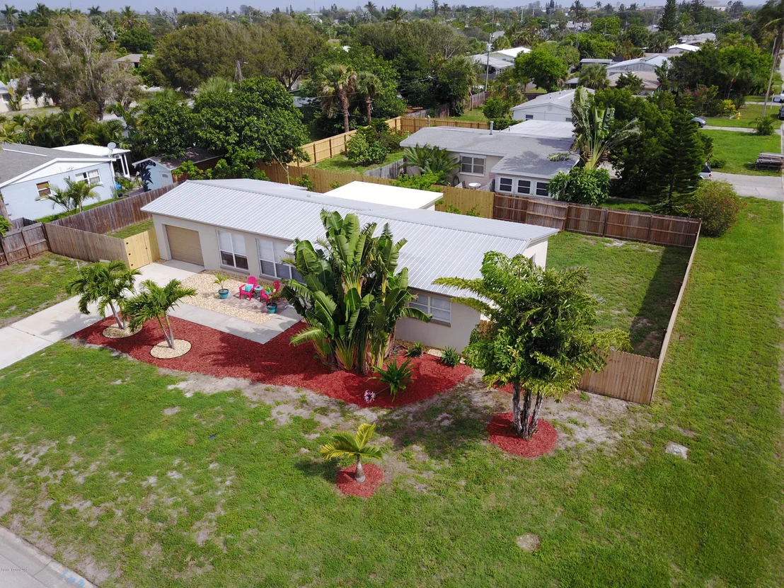 Photo of 100 Pelican Drive