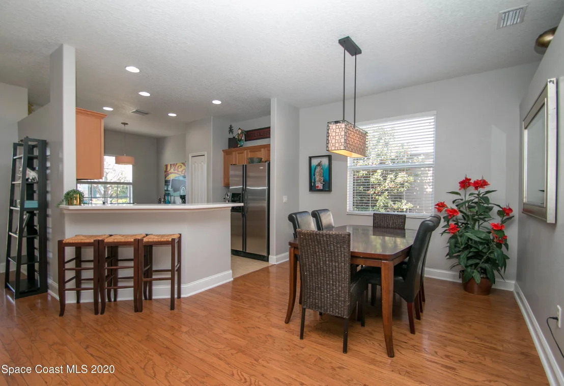 Photo of 1410 Bridgeport Circle