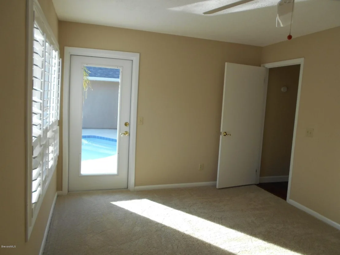 Photo of 541 Nightingale Drive