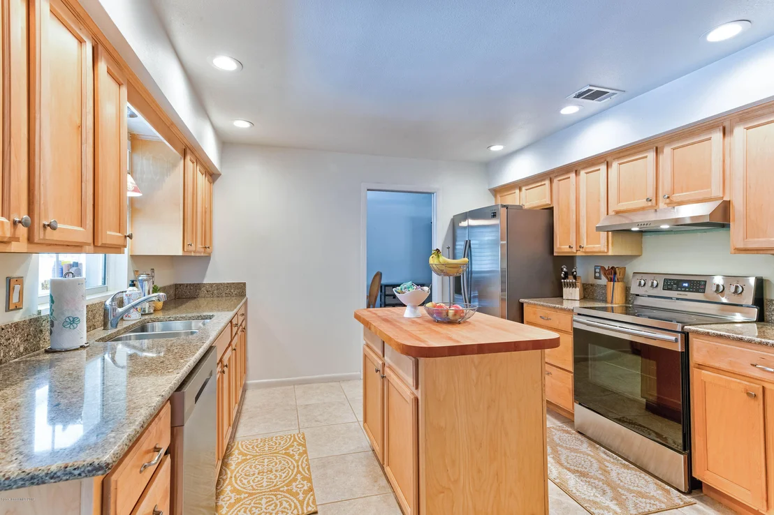Photo of 860 Preston