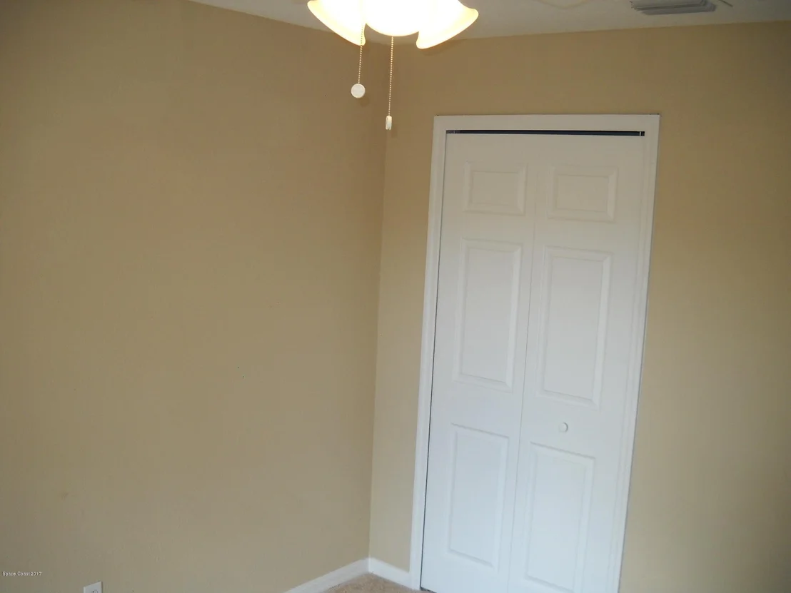 Photo of 5660 Holden Road
