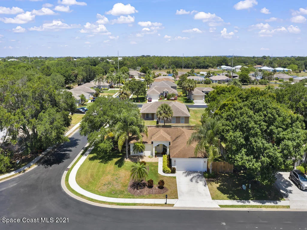 Photo of 470 High Hawk Circle