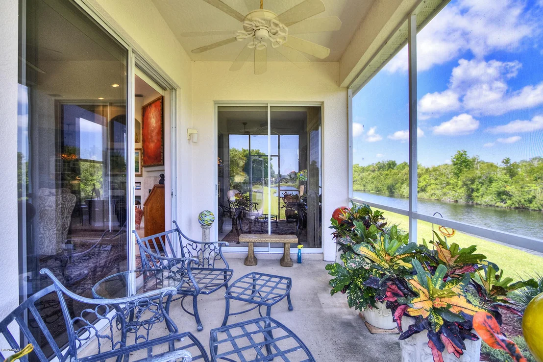 Photo of 931 Palm Brook Drive