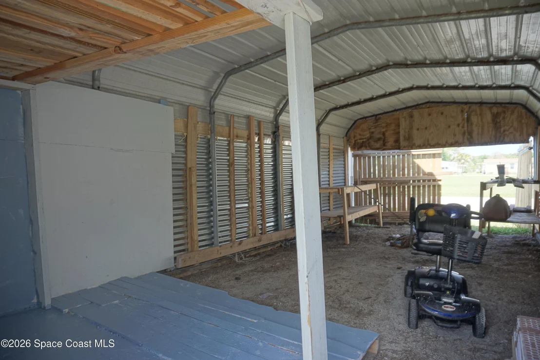 Photo of 2339 Royal Palm Drive NE