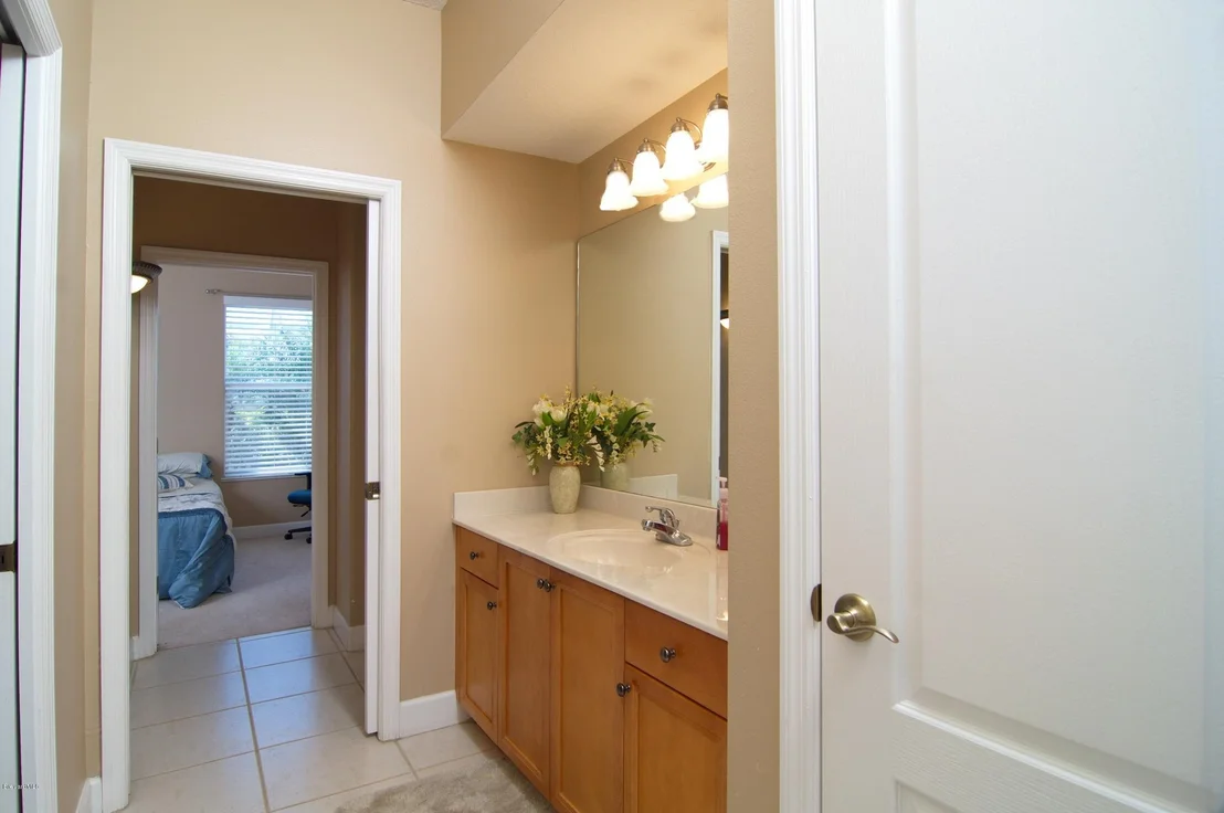 Photo of 1507 Auburn Lakes Dr