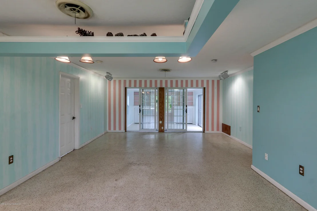 Photo of 443 Atlantis Drive