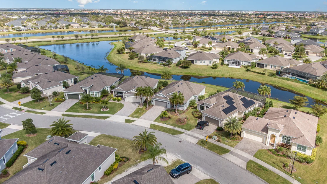 Photo of 7487 Bluemink Lane