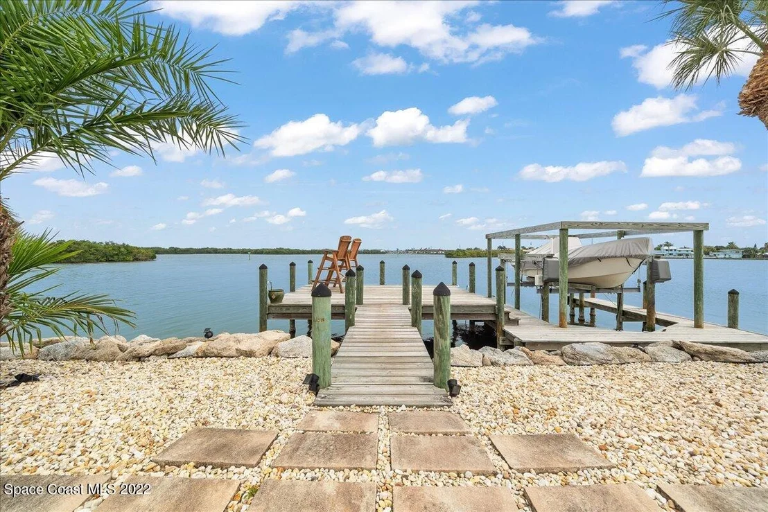 Photo of 83 W Bay Drive