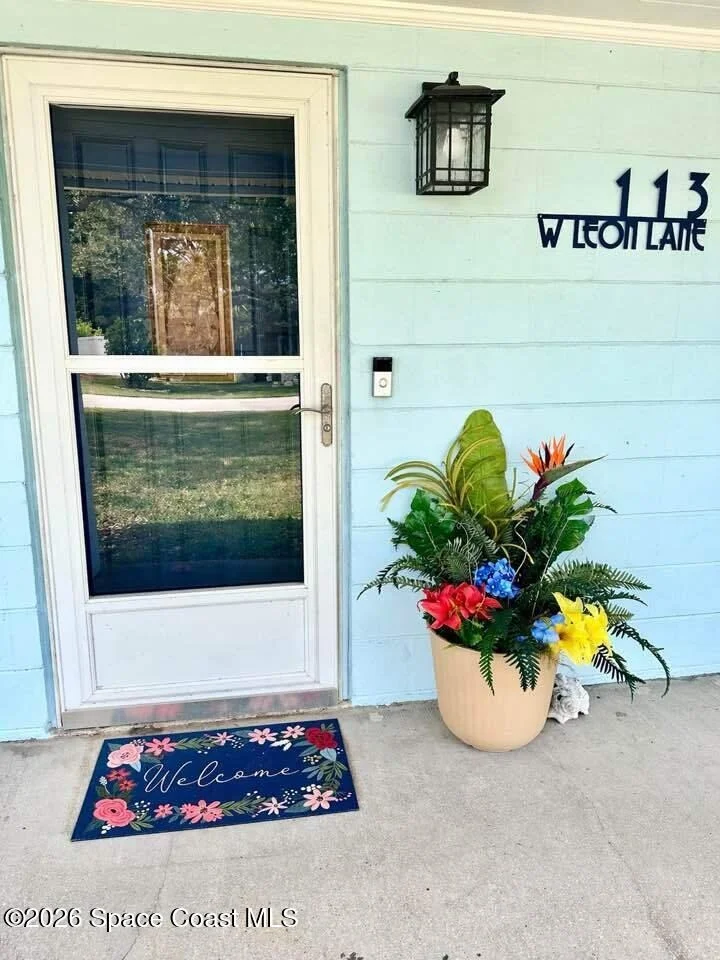 Photo of 113 W Leon Lane
